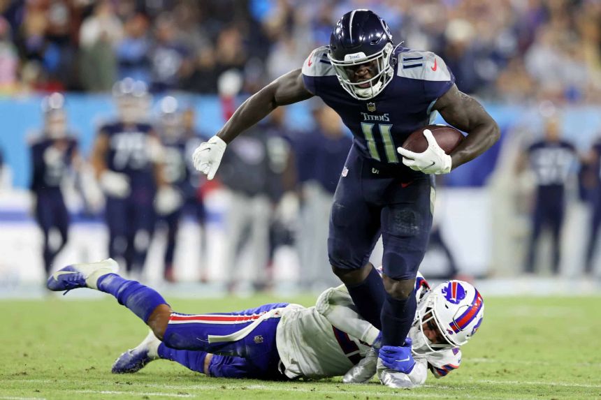 Injuries leave Titans working with thin group at receiver