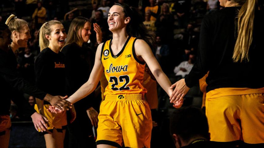 Iowa's Caitlin Clark becomes first DI player to register consecutive 30-point triple-doubles