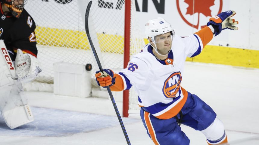 Islanders halt losing skid with 5-4 shootout win over Flames