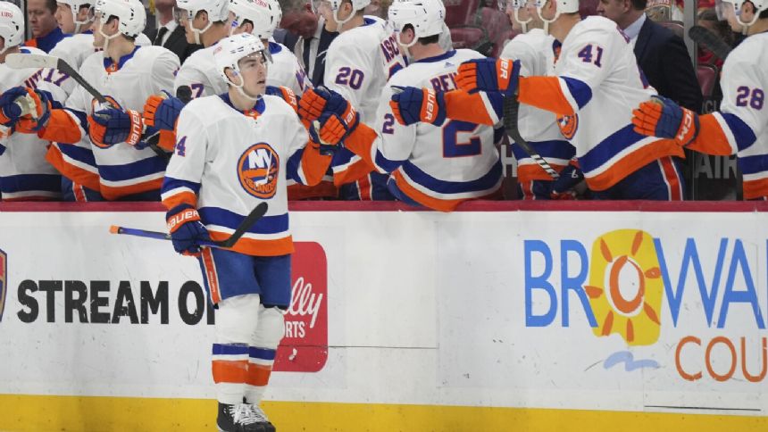 Islanders keep playoff hopes alive with 3-2 win over Panthers