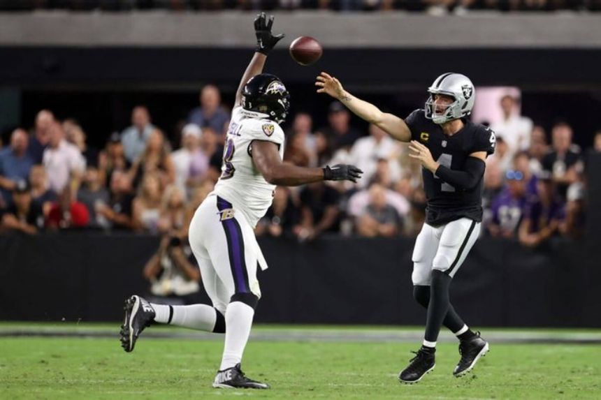 Jackson and Carr have found rhythm in time for Raiders