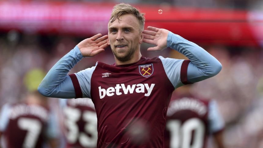 Jarrod Bowen signs new 7-year contract with West Ham to commit future to London club