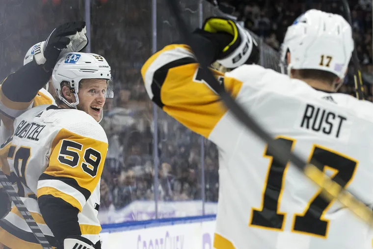 Jarry has second straight shutout, Penguins beat Leafs 2-0