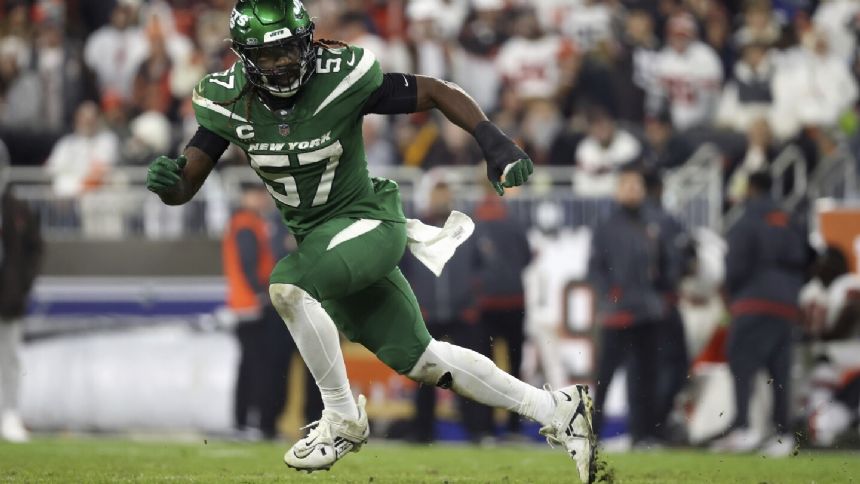 Jets, linebacker C.J. Mosley agree to a new contract that provides salary cap relief, AP source says
