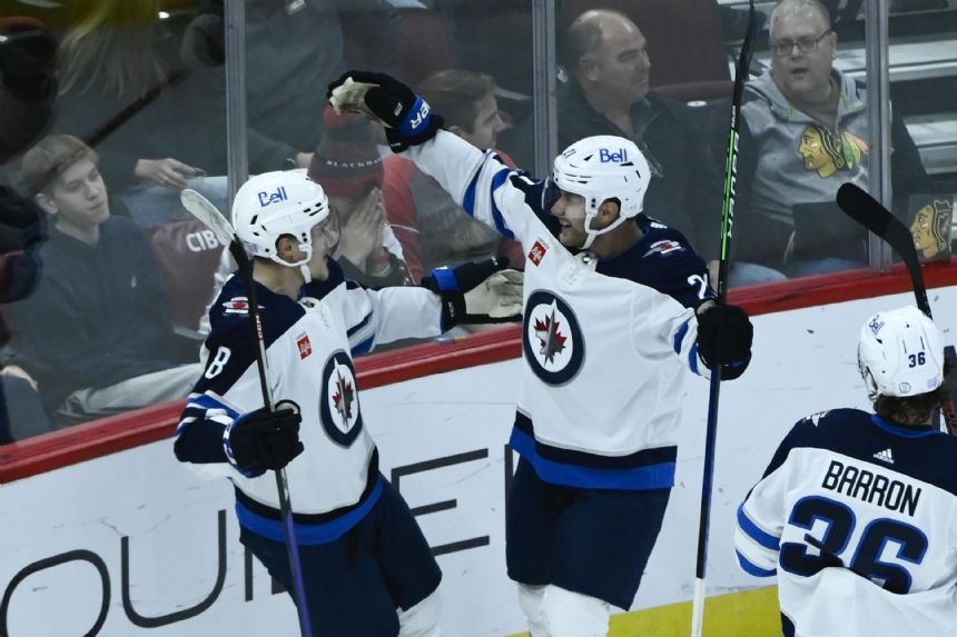 Jets rout Chicago 7-2, handing Blackhawks 7th straight loss