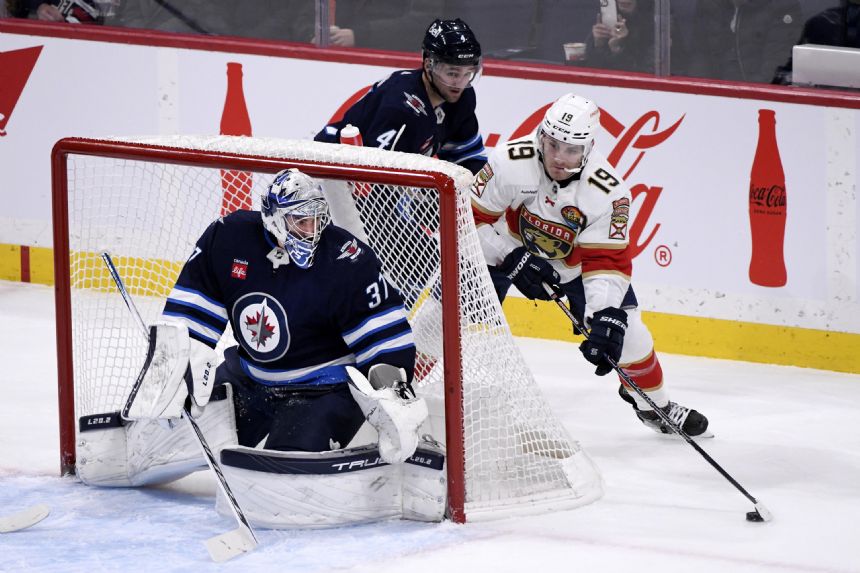 Jets top Panthers 5-2, spoil Maurice's return to Winnipeg