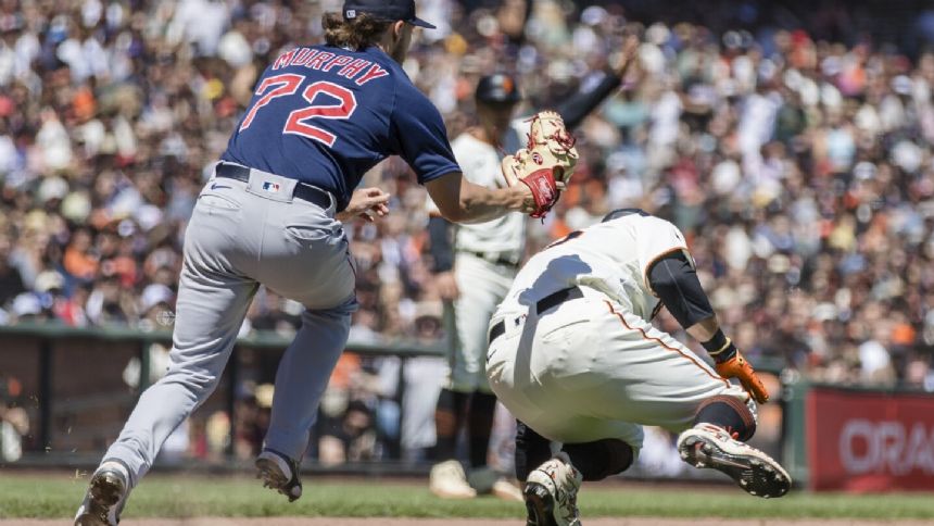 Joc Pederson's 10th-inning single lifts San Francisco Giants past Boston Red Sox 4-3