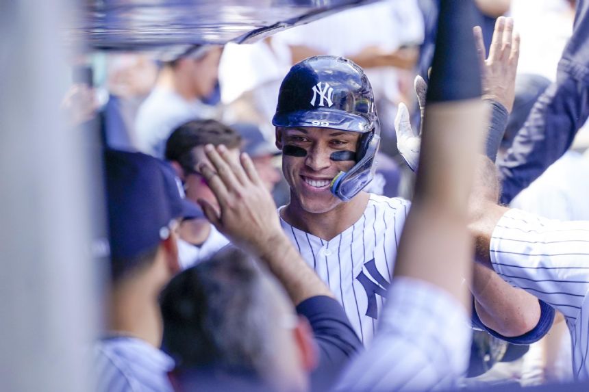 Judge hits 42nd, 2nd-fastest to 200 HRs as Yanks beat Royals
