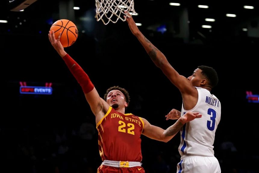 Kalscheur leads Iowa State to 78-59 rout of No. 9 Memphis