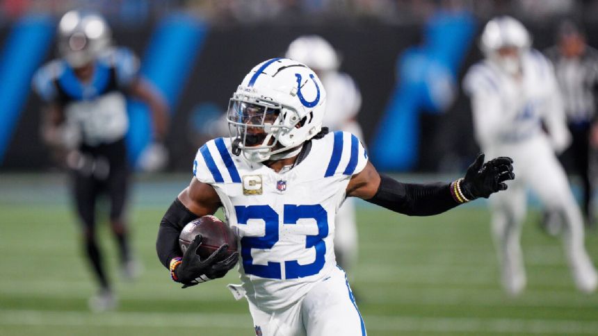 Kenny Moore's two pick-6s help Colts snap 3-game skid with 27-13 victory over Panthers