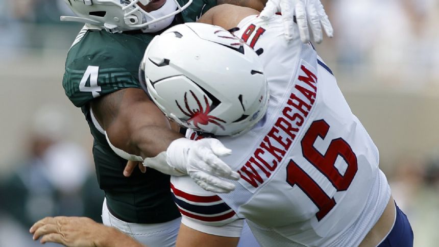 Kim, Carter power Michigan State's 45-14 win over Richmond