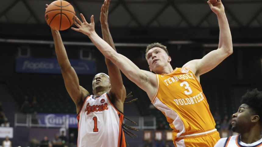 Knecht scores 17 points, No. 7 Tennessee beats Syracuse 73-56 in first round of Maui Invitational