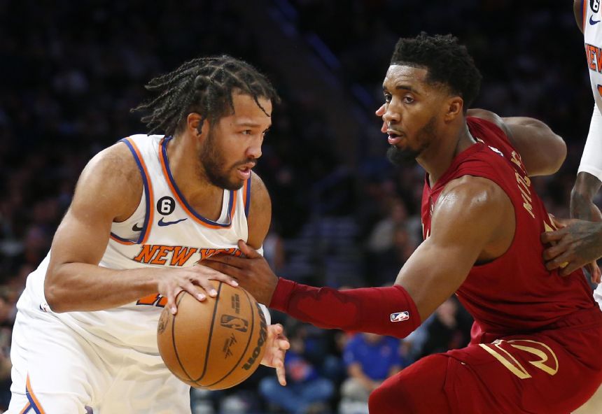 Knicks snap 5-game home losing streak in win over Cavaliers