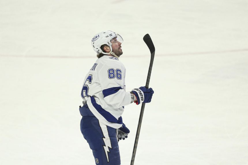 Kucherov has hat trick, Lightning beat Sabres 6-1