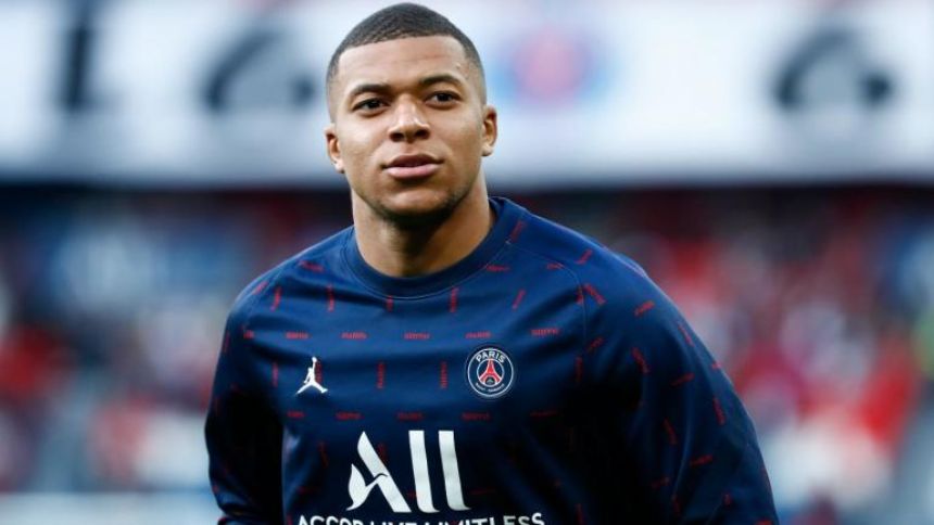 Kylian Mbappe decision: PSG superstar to stay in Paris, turns down move to Real Madrid