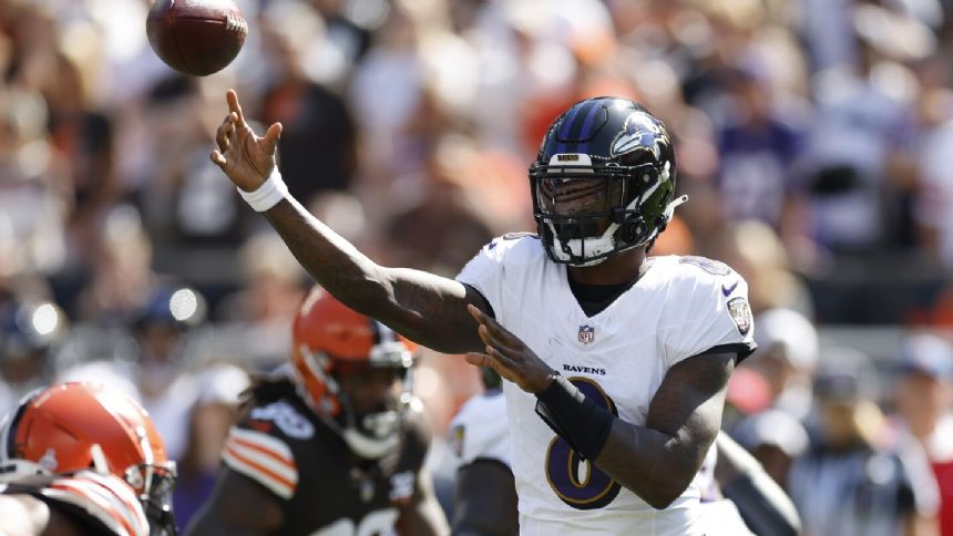 Lamar Jackson has 4 TDs as Ravens roll to 28-3 win over Browns and rookie QB Thompson-Robinson