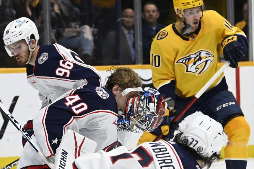 Lankinen makes 39 saves, Predators beat Blue Jackets 2-1