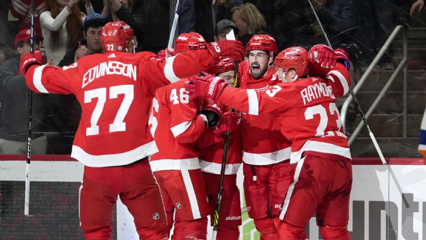 Larkin, Copp each score twice to help Red Wings beat slumping Islanders, 6-3