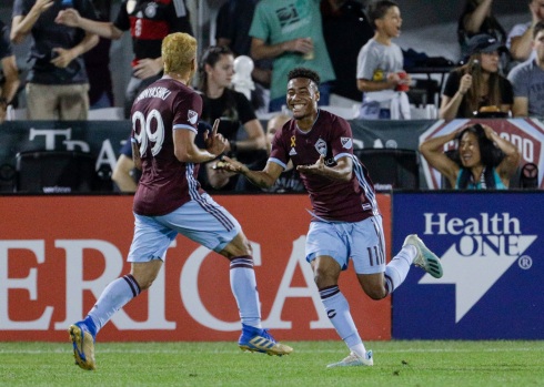 Lewis scores twice in Rapids' 5-2 rout of LAFC; 1st in West