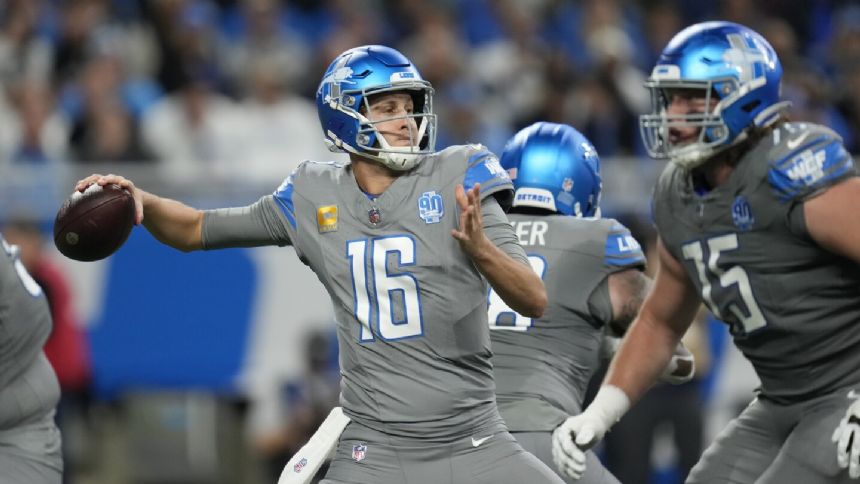 Lions lean on Jahmyr Gibbs' legs, Jared Goff's arm in 26-14 win over offensively challenged Raiders