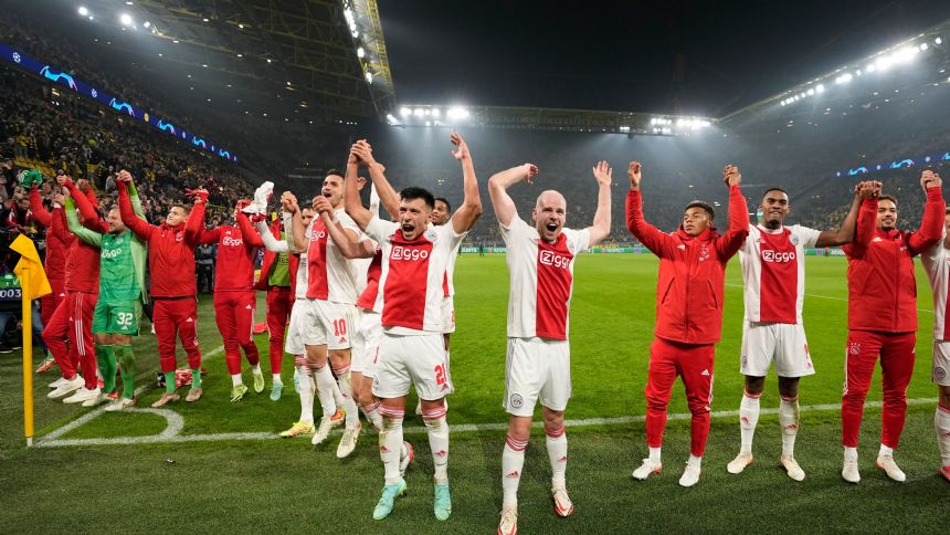 Liverpool, Ajax cruise into Champions League knockout rounds