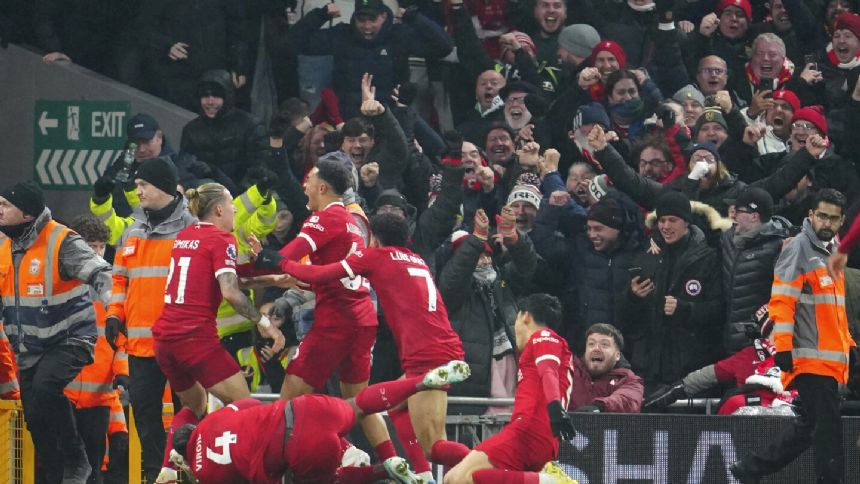 Liverpool score two late goals in 4-3 win against Fulham