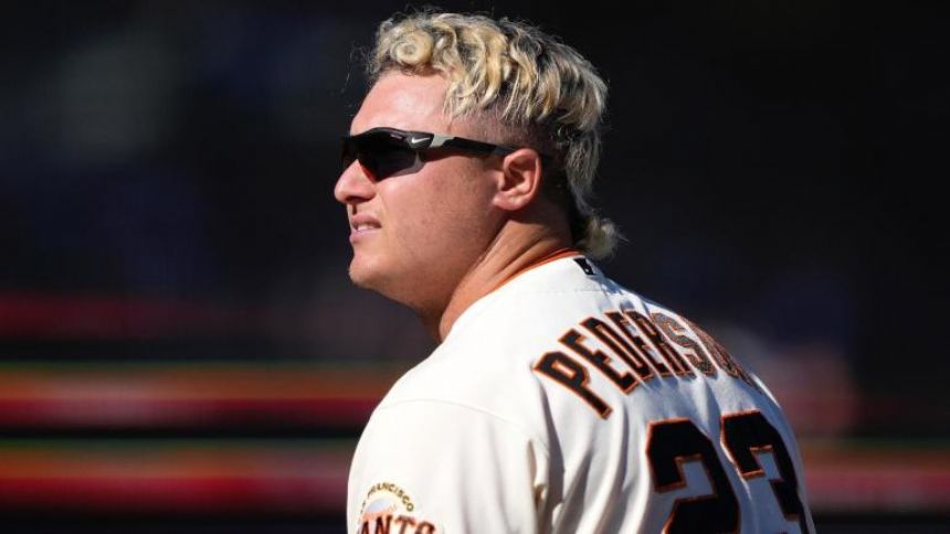 LOOK: Brewers troll Giants' Joc Pederson over fantasy football drama with Tommy Pham