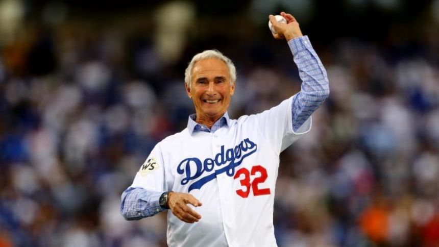 LOOK: Dodgers unveil statue of Sandy Koufax at Dodger Stadium before Saturday's game against Guardians