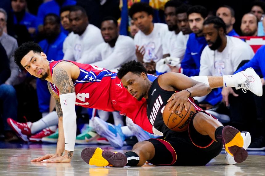 Lowry's hamstring rules him out of Game 5 of Heat-76ers