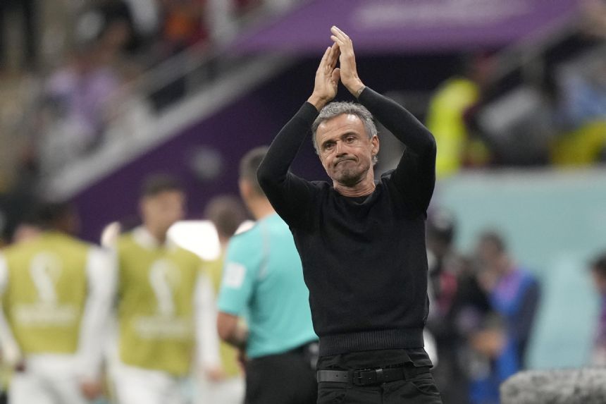 Luis Enrique remembers late daughter after World Cup draw