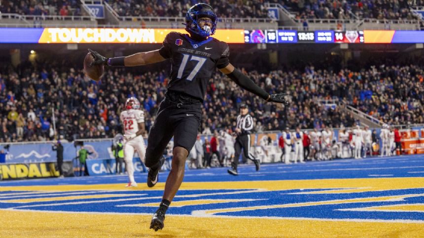 Madsen guides Boise State to 42-14 victory over New Mexico