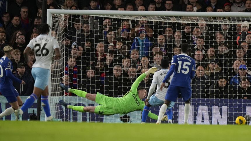 Madueke's late penalty hands Chelsea 2-1 win over Crystal Palace for a rare home victory