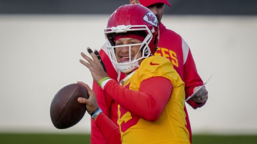 Mahomes 'definitely' wants to play flag football at 2028 Olympics