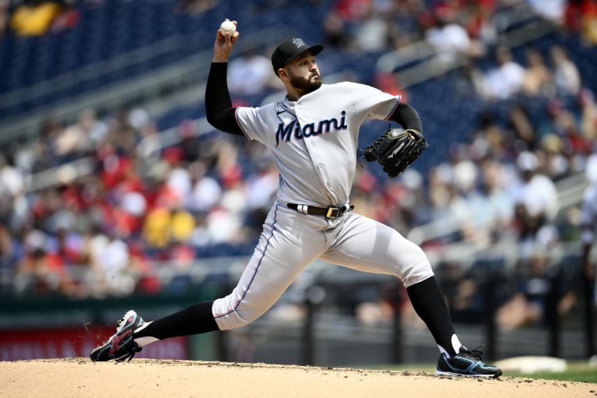 Marlins' Lopez has no-hitter through 6 innings at Nationals