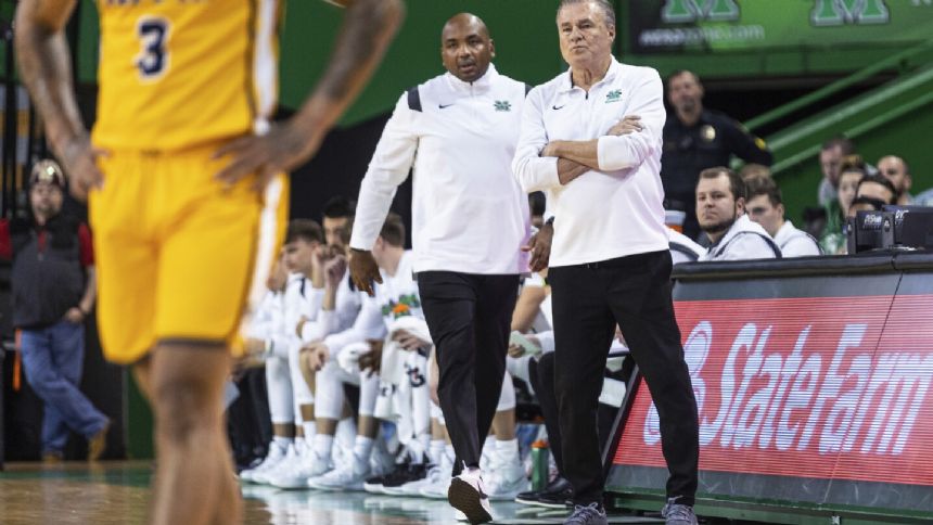 Marshall's Dan D'Antoni, the oldest coach in Division I at 76, is out after 10 seasons