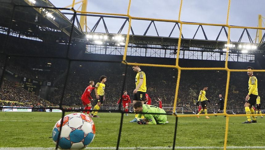 MATCHDAY: Dortmund visits Stuttgart; Newcastle-Wolves in EPL