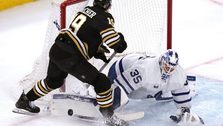 Matthews scores as Maple Leafs beat Bruins 3-2 to tie their series at 1 game apiece