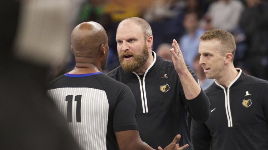 Memphis coach Taylor Jenkins fined $25,000 for public criticism of officiating