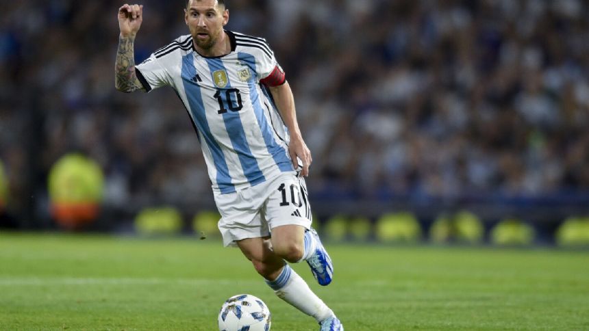 Messi seeks 1st goal against Brazil in World Cup qualifying, hosts try to avert crisis in Rio