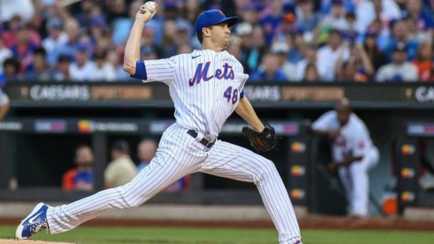 Mets even series with Dodgers behind Jacob deGrom's strong start, Brandon Nimmo's great catch