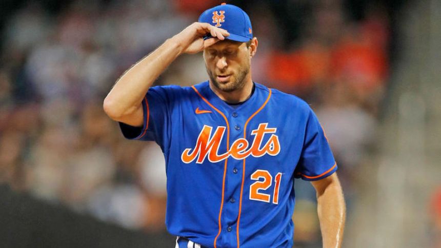 Mets' Max Scherzer going on 15-day injured list amid tight NL East battle with Braves