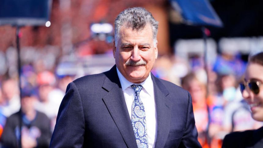 Mets officially retire No. 17 for longtime first baseman Keith Hernandez