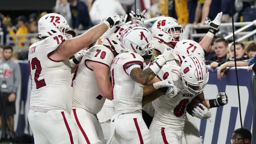 Miami (Ohio) upsets No. 23 Toledo 23-14 to win MAC championship