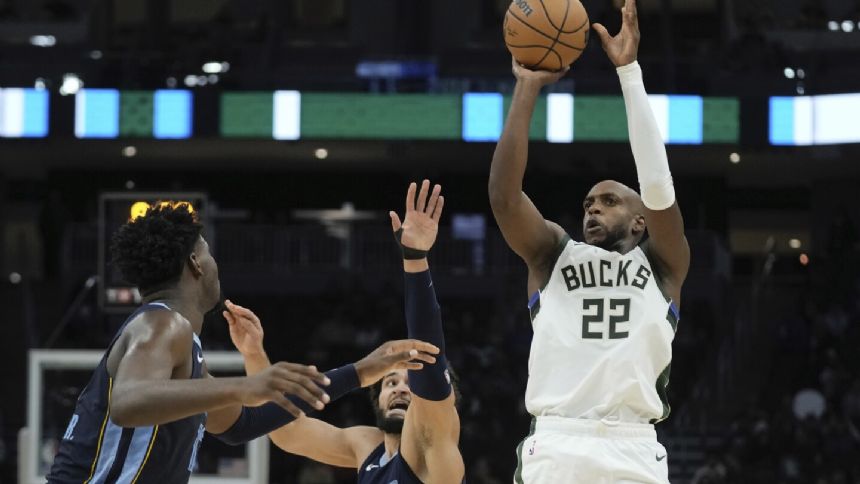 Middleton won't play Sunday against Hawks as Bucks monitor his workload in return from knee surgery