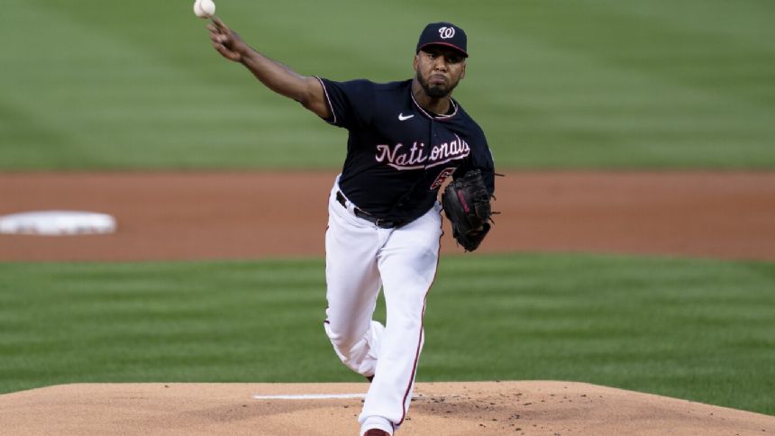 Mike Clevinger pitches a 6-hitter as the White Sox beat the Nationals 6-1