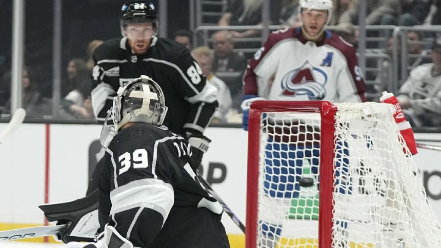 Mikko Rantanen has 2 goals and 2 assists, Avalanche beat Kings 5-2 in opener