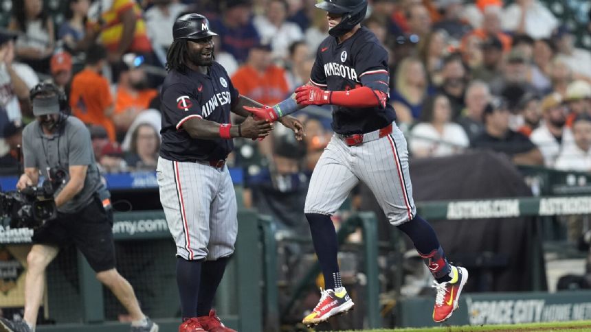 Miranda homers, drives in tiebreaking run to give Twins 4-3 win over Astros