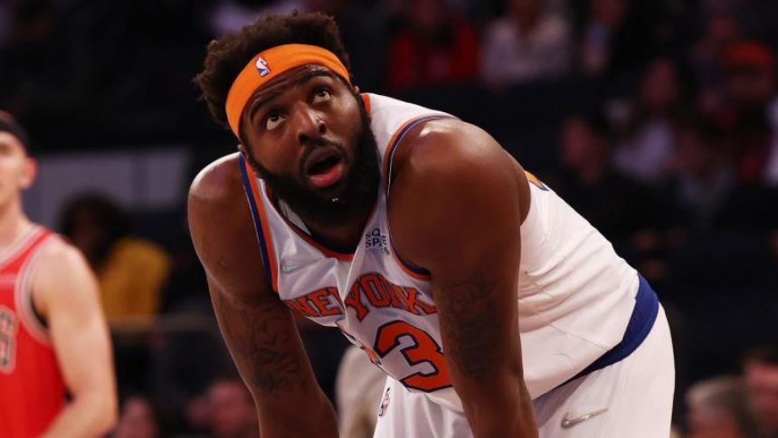 Mitchell Robinson breaks Knicks' infamous 'Charlie Ward curse' by signing second contract with team