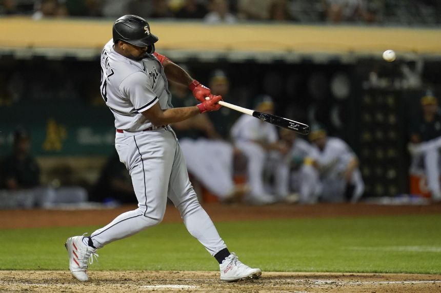 Moncada 5 for 6 with 2 HR, White Sox blast A's 14-2