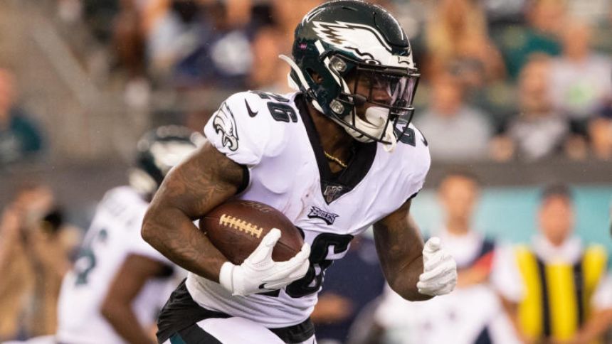 Monday Night Football odds, spread, line: Eagles vs. Vikings predictions, NFL picks by expert who's 35-20